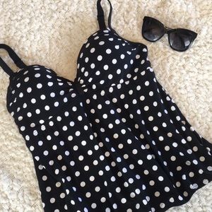 Retro Looking Polka Dot Tankini Swim Top 36/38D